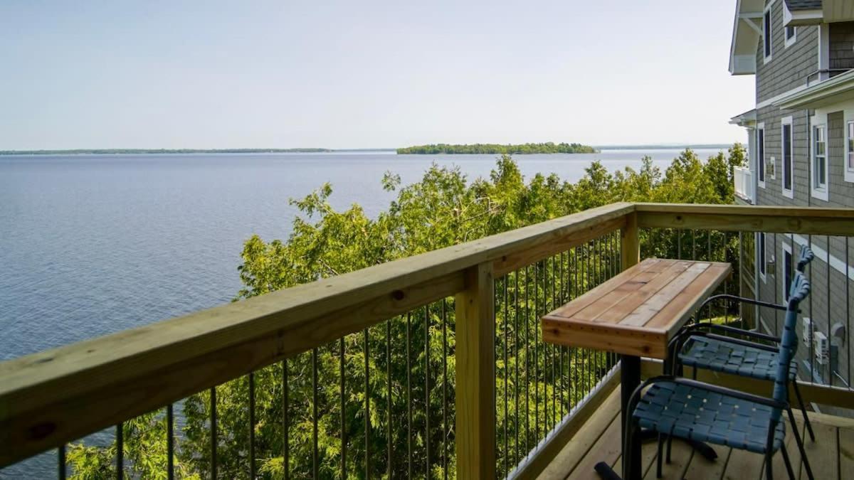 Loza House Coastal Design Unit With Lake & Mountain Views Plattsburgh Buitenkant foto